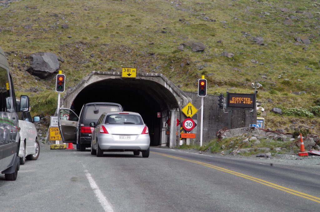 homer_tunnel_milford_sound